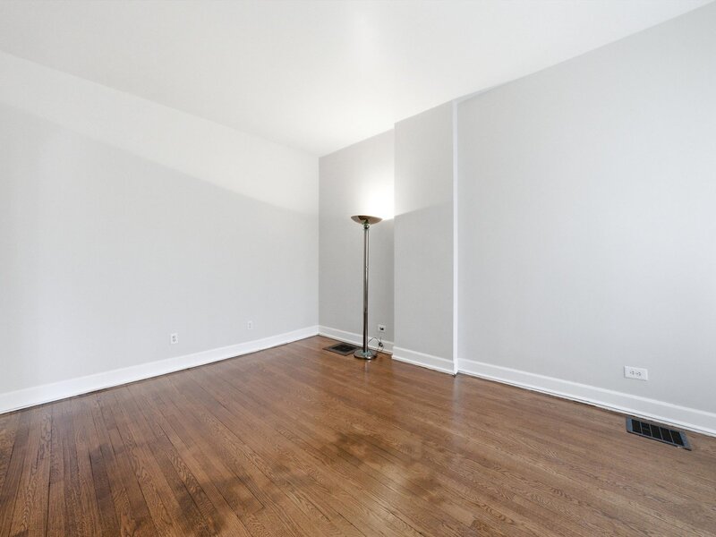 11223 S Forrestville Avenue Chicago IL 60628
