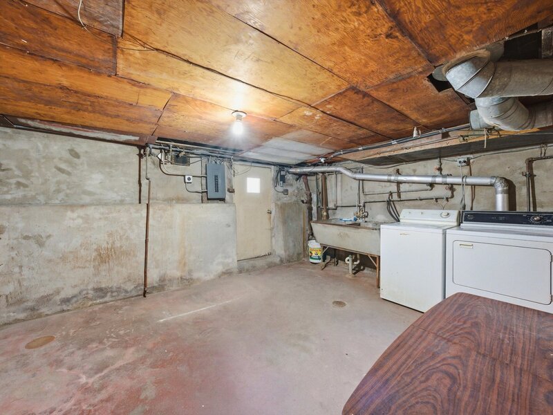 11223 S Forrestville Avenue Chicago IL 60628
