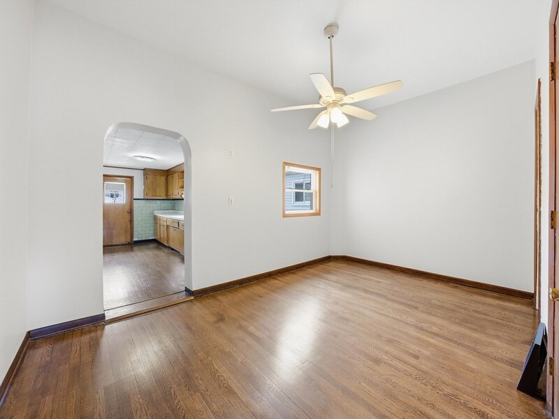11223 S Forrestville Avenue Chicago IL 60628