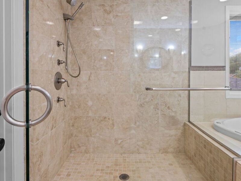 6834 N Kedvale Avenue Lincolnwood IL 60712