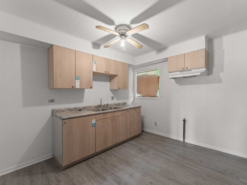 172 W 158th Street Harvey IL 60426