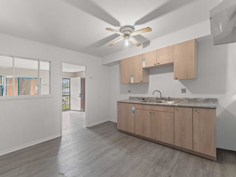 172 W 158th Street Harvey IL 60426