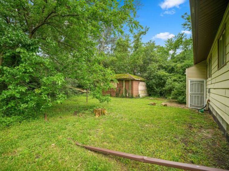 172 W 158th Street Harvey IL 60426