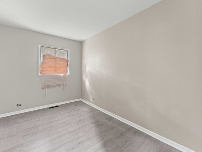 172 W 158th Street Harvey IL 60426