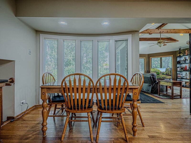 1606 E Waverly Court Arlington Heights IL 60004
