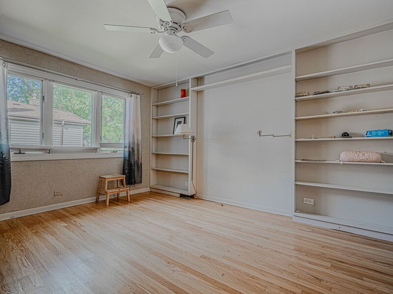 1606 E Waverly Court Arlington Heights IL 60004