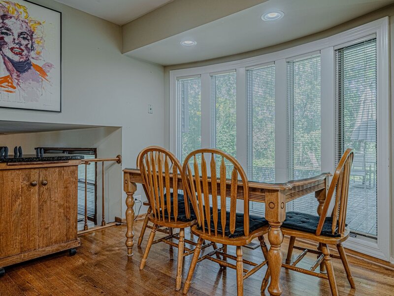 1606 E Waverly Court Arlington Heights IL 60004