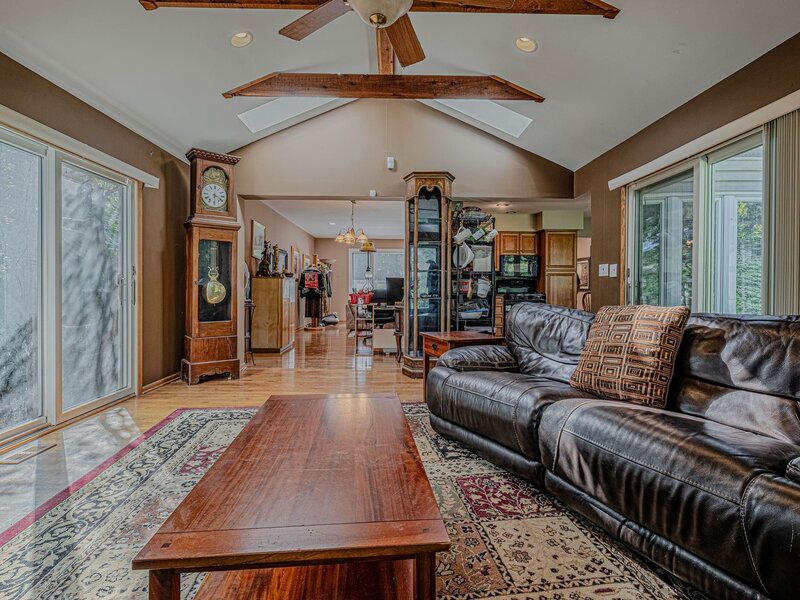 1606 E Waverly Court Arlington Heights IL 60004
