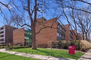 Photo of 840 Michigan Avenue Evanston IL 60202 Unit 10