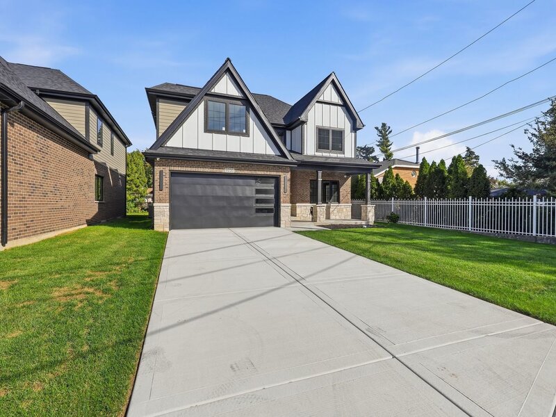 9235 Crescent Court Oak Lawn IL 60453