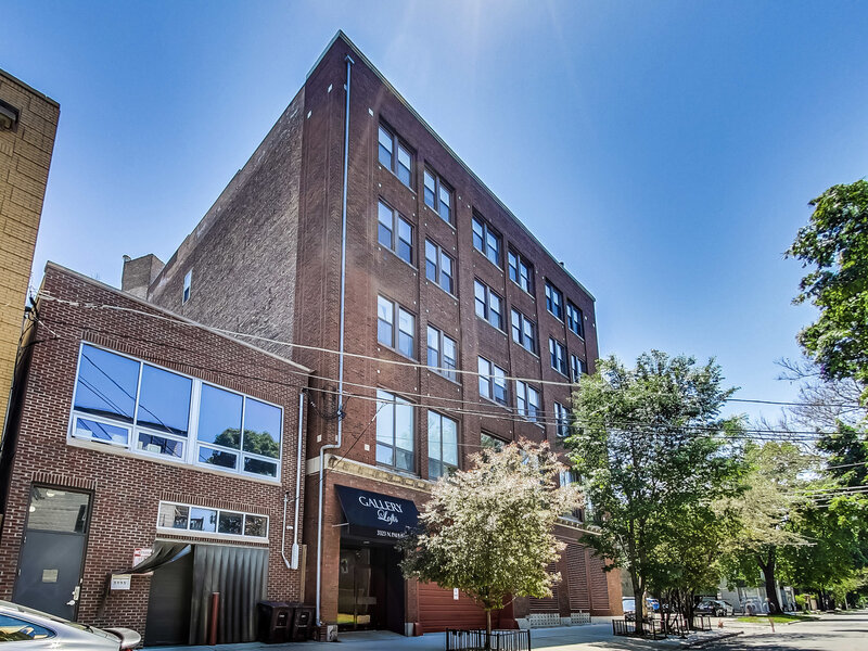 3323 N Paulina Street Chicago IL 60657