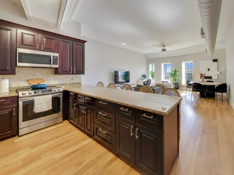3323 N Paulina Street Chicago IL 60657