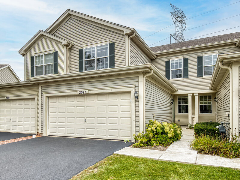 2043 S Kristina Lane Round Lake IL 60073
