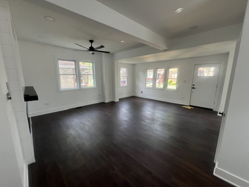 8423 S Carpenter Street Chicago IL 60620