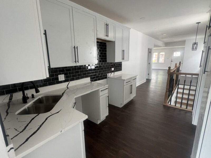 8423 S Carpenter Street Chicago IL 60620