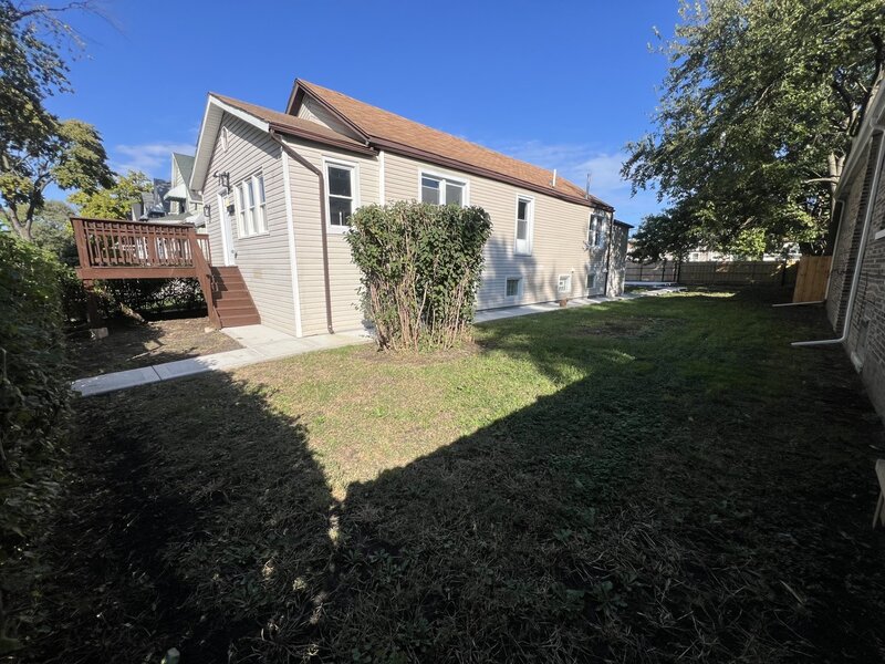 8423 S Carpenter Street Chicago IL 60620