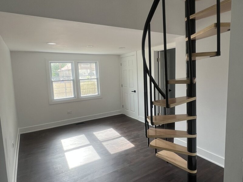 8423 S Carpenter Street Chicago IL 60620