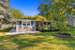 Photo of 651 Westgate Drive Aurora IL 60506