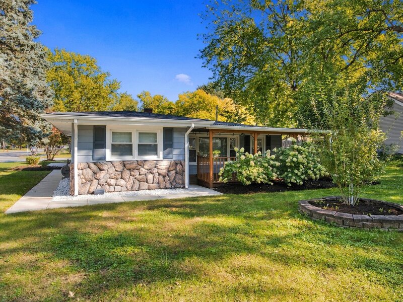 651 Westgate Drive Aurora IL 60506