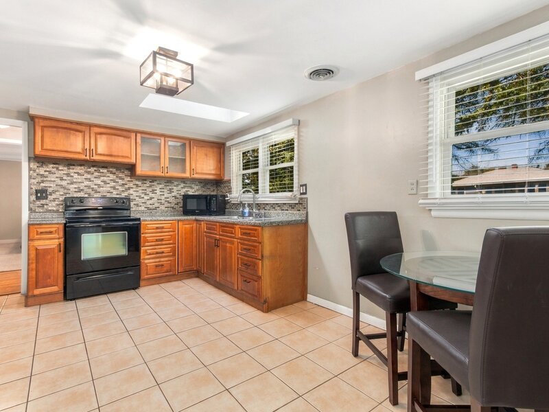 651 Westgate Drive Aurora IL 60506