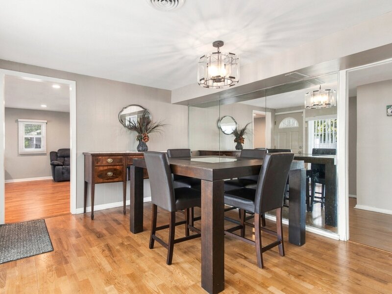 651 Westgate Drive Aurora IL 60506