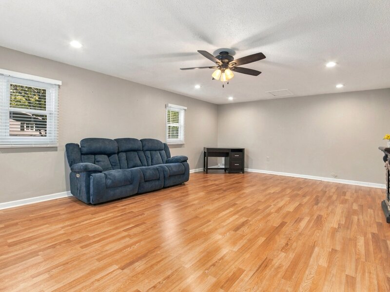 651 Westgate Drive Aurora IL 60506