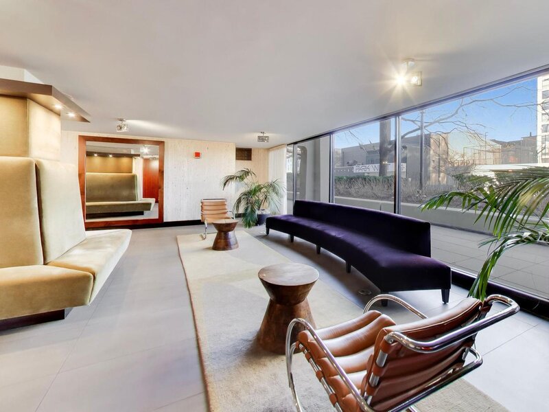 1960 N Lincoln Park West Avenue Chicago IL 60614