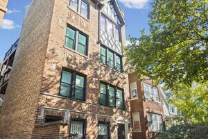 Photo of 4909 N Janssen Avenue Chicago IL 60640 Unit 2W