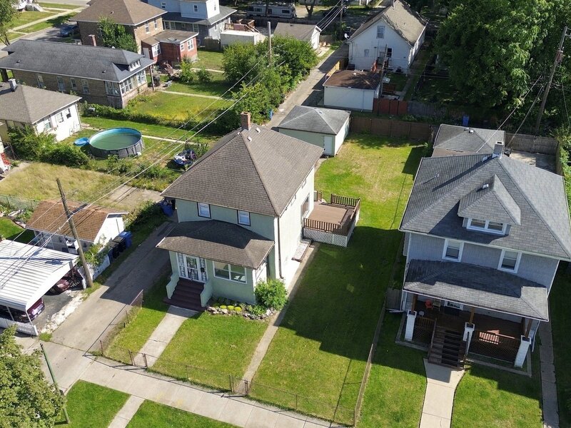 11715 S Parnell Avenue Chicago IL 60628