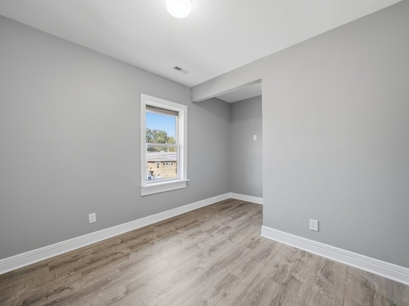 11715 S Parnell Avenue Chicago IL 60628