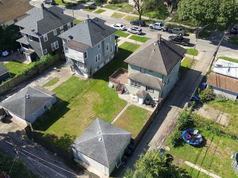 11715 S Parnell Avenue Chicago IL 60628