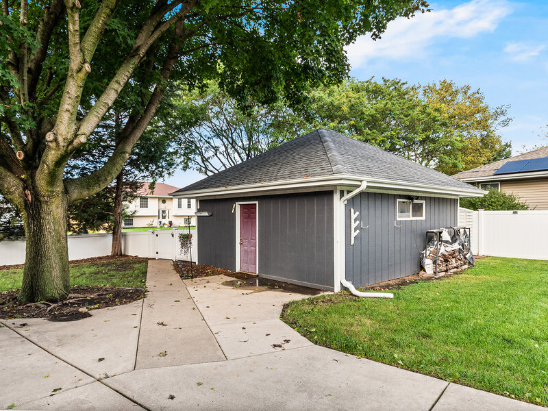 2817 Wake Island Drive Joliet IL 60435