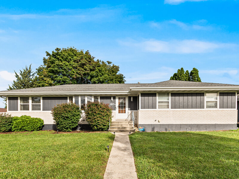 2817 Wake Island Drive Joliet IL 60435
