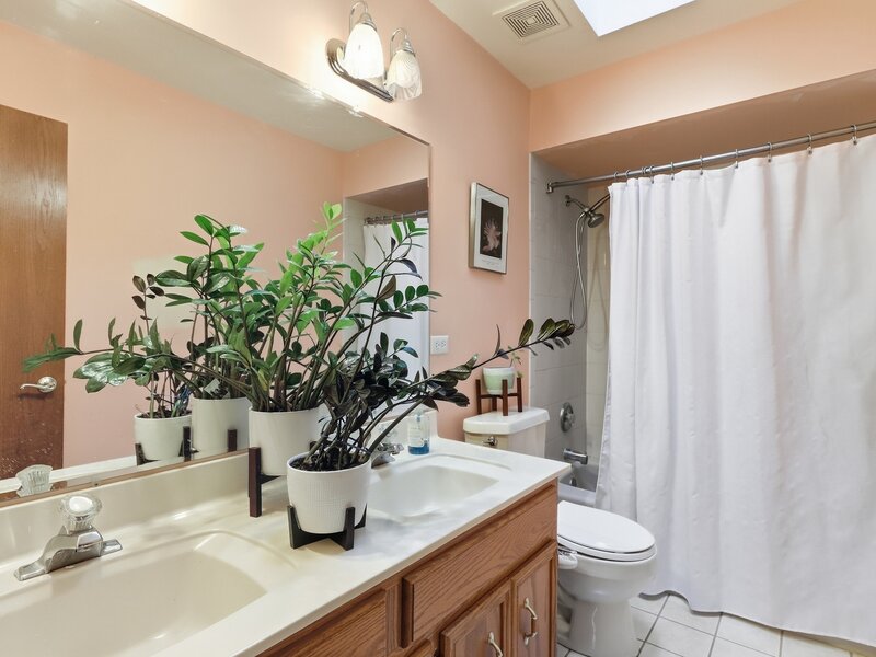 1140 Crystal Avenue Downers Grove IL 60516