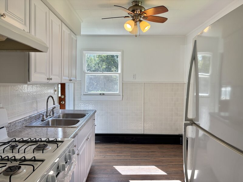 1417 Walnut Drive Woodstock IL 60098