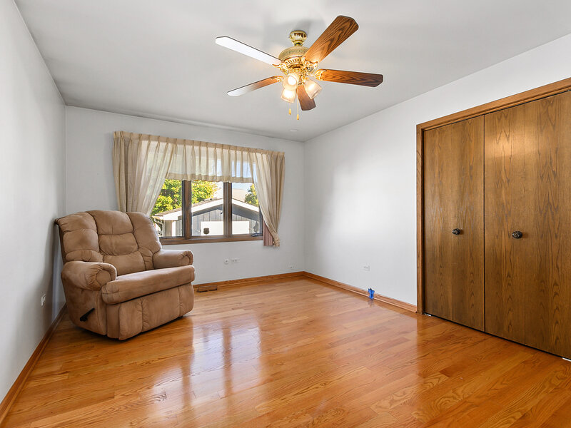 10737 Linder Avenue Oak Lawn IL 60453