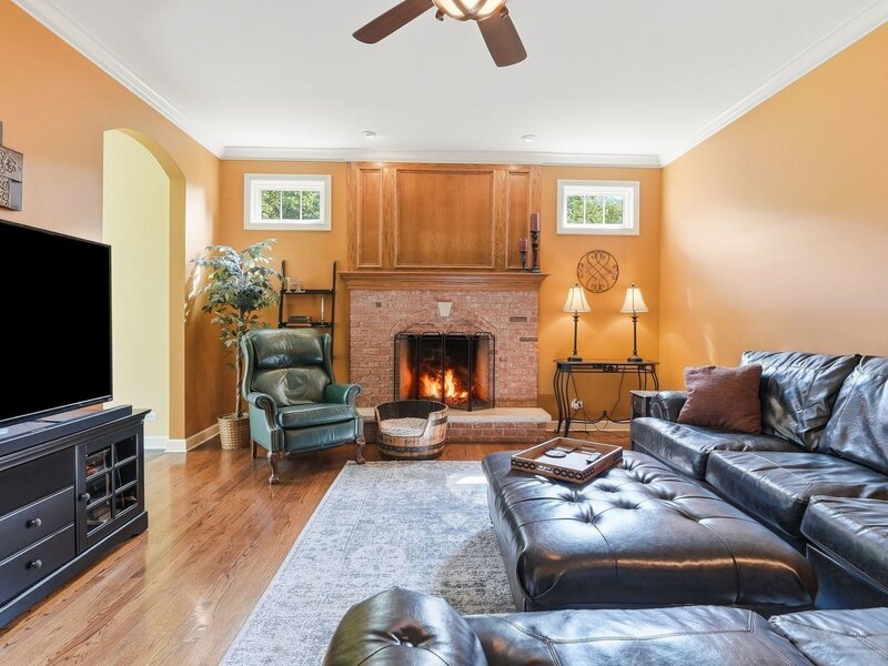 1731 Princess Circle Naperville IL 60564