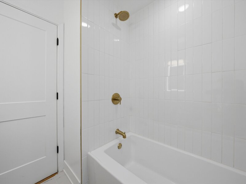 5704 S Oak Park Avenue Chicago IL 60638