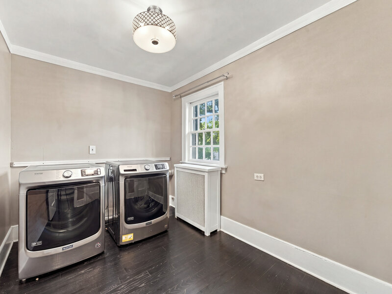 2424 Hawthorne Lane Flossmoor IL 60422