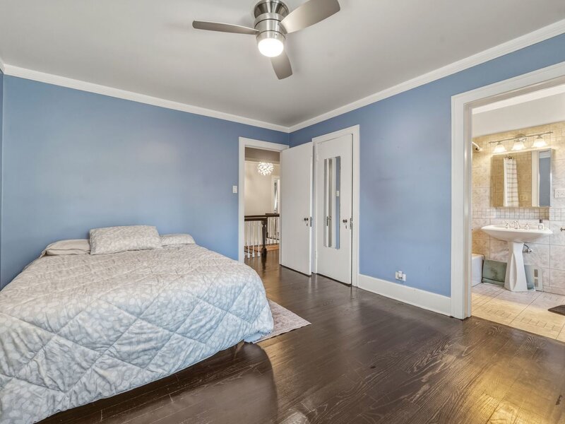 2424 Hawthorne Lane Flossmoor IL 60422
