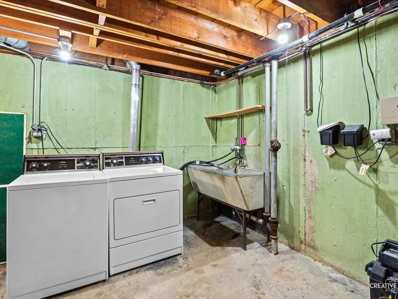 304 Crestwood Drive Roselle IL 60172