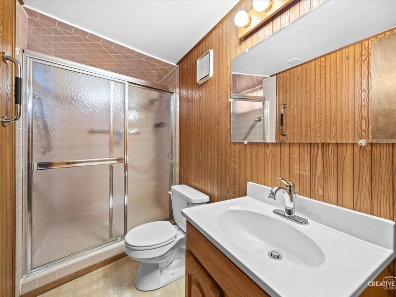 304 Crestwood Drive Roselle IL 60172