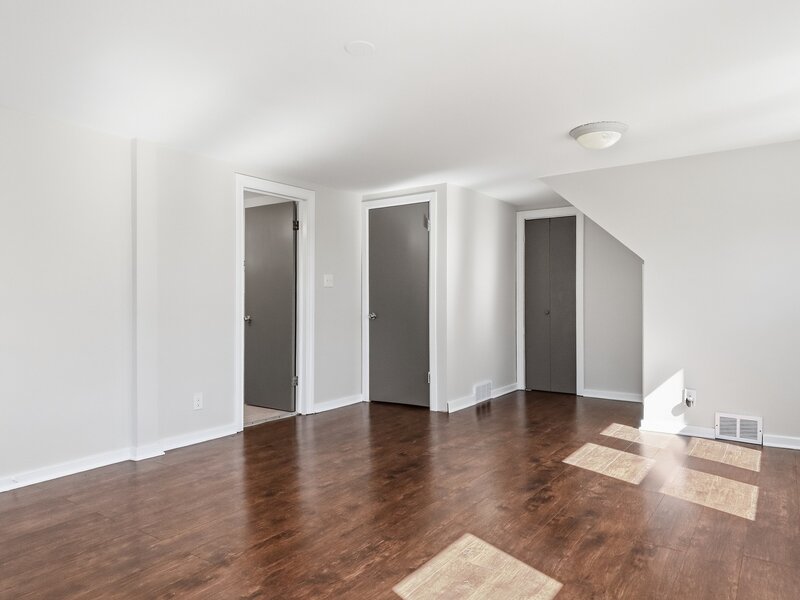 10054 S Saint Lawrence Avenue Chicago IL 60628