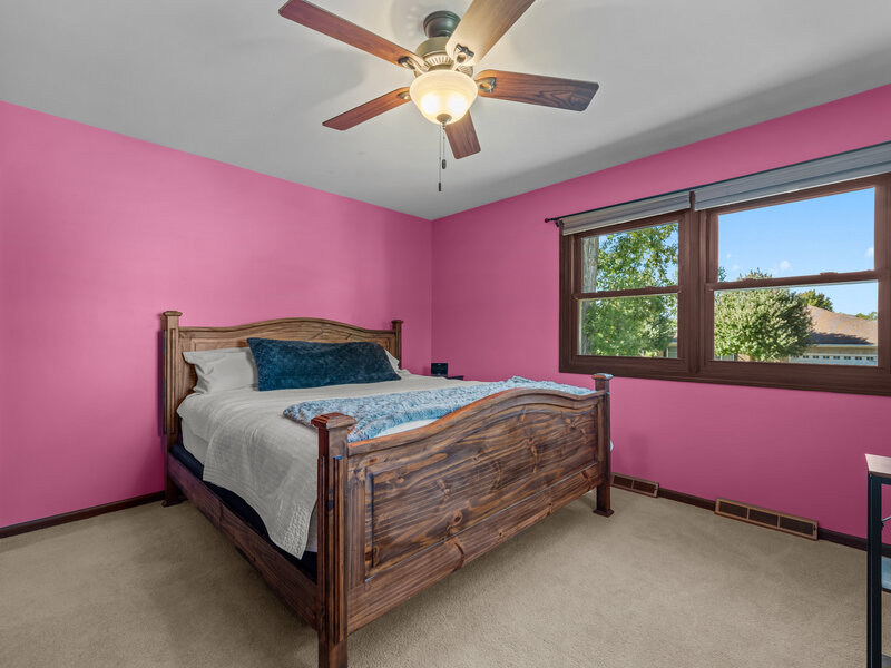 9 Beckman Trail Elgin IL 60124