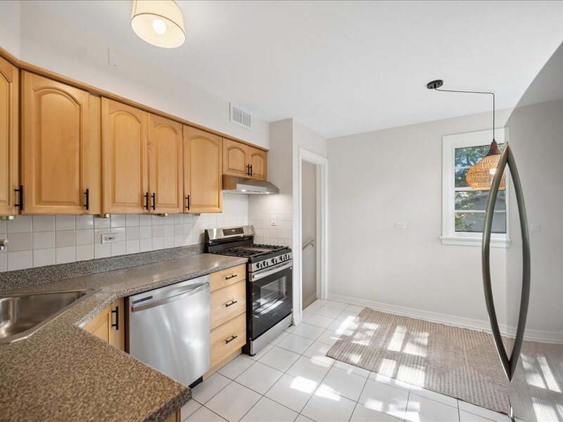 337 Eaton Street Northfield IL 60093