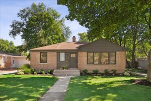 Photo of 337 Eaton Street Northfield IL 60093