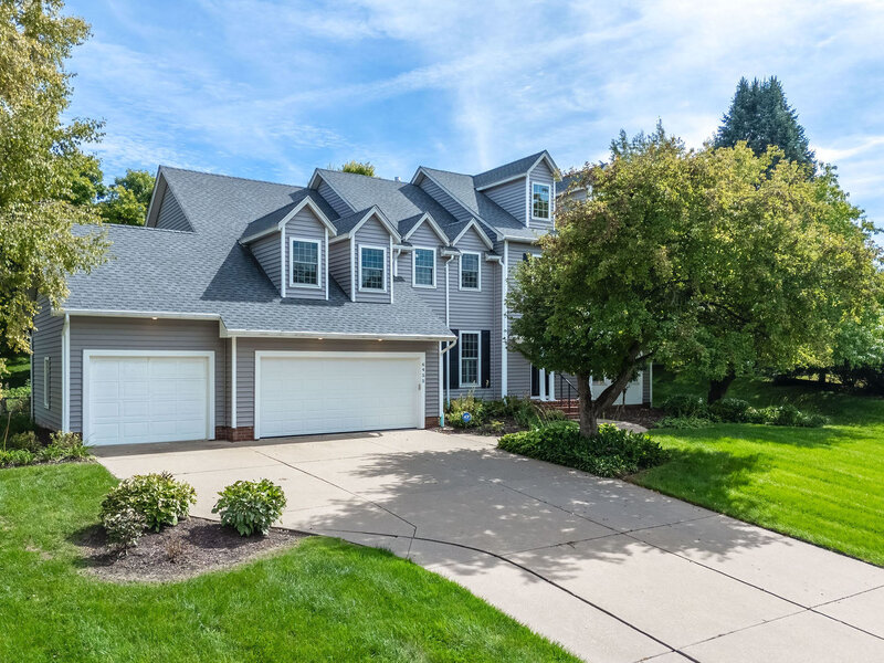 6455 Thomas Court Bettendorf IA 52722