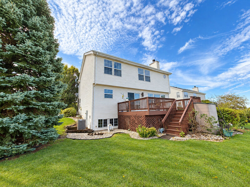 533 Treasure Drive Oswego IL 60543