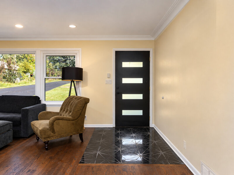 411 E Main Street Cary IL 60013
