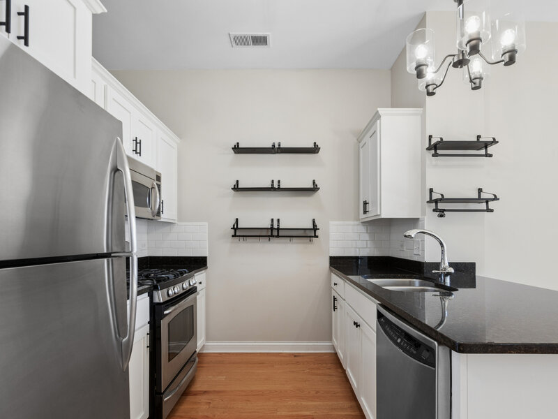 2035 S Indiana Avenue Chicago IL 60616
